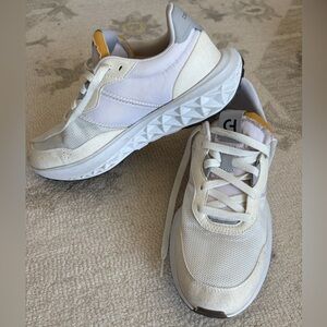 Cole Haan size 10 “zero grand” white sneakers